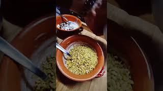 𝓒𝓪𝓹𝓮𝔃𝔃𝓸𝓵𝓲 𝓭𝓲 𝓥𝓮𝓷𝓮𝓻𝓮 𝓒𝓲𝓸𝓬𝓬𝓸𝓵𝓪𝓽𝓸 𝓷𝓮𝓻𝓸 𝓮 𝓑𝓲𝓪𝓷𝓬𝓸 𝓬𝓸𝓷 𝓬𝓾𝓸𝓻𝓮 𝓮 𝓰𝓻𝓪𝓷𝓮𝓵𝓵𝓪 𝓭𝓲 𝓜𝓪𝓷𝓭𝓸𝓻𝓵𝓮 𝓮 𝓟𝓲𝓼𝓽𝓪𝓬𝓬𝓱𝓲.