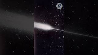 Why Comets Have Two Tails: The Science Behind Cosmic Wonders #trending #shorts