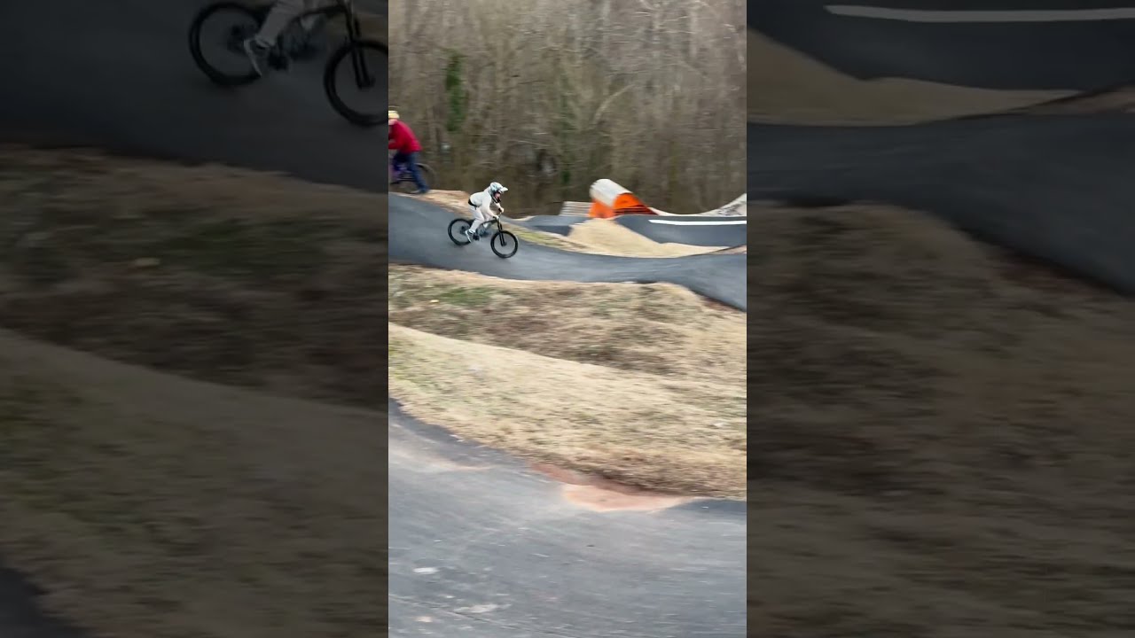 8 Year Old Gets Air At Bakers Creek