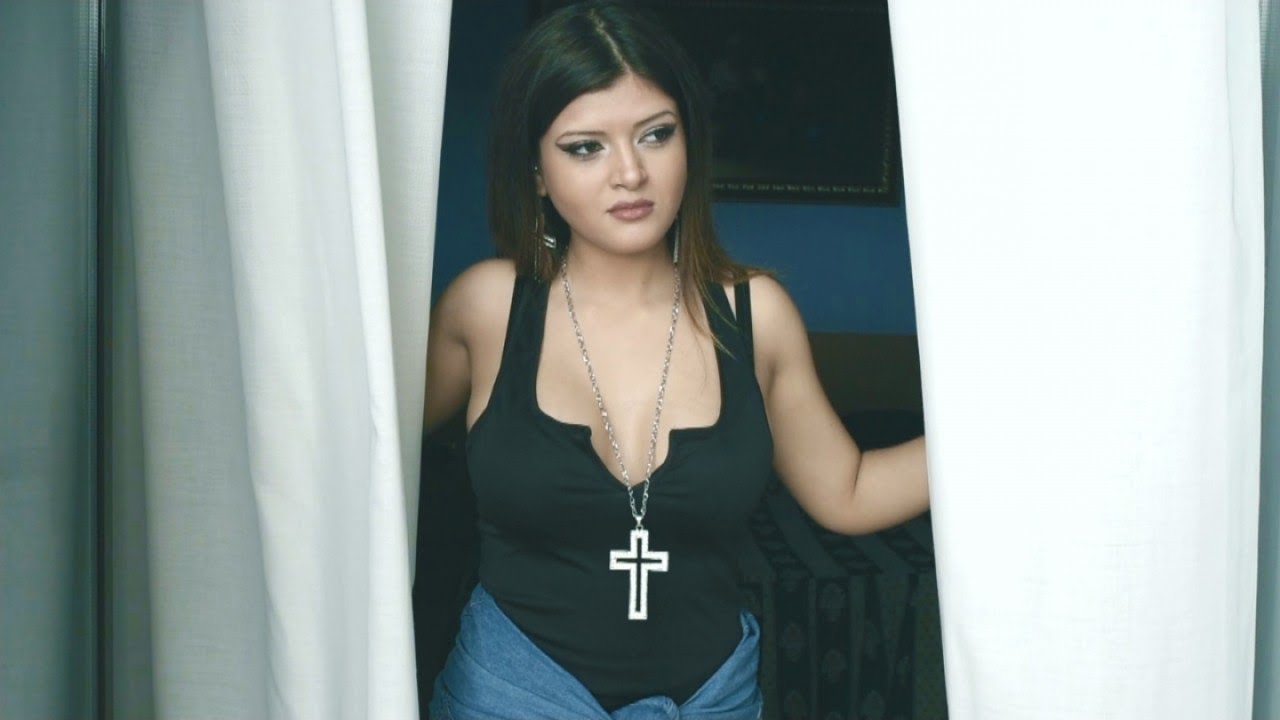 Noemi Mesto - Vado Via (Ufficiale 2017)