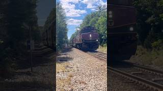 MBTX #1062 FLIES by Lake Street with an Awesome quill!! #mbta #train #railway