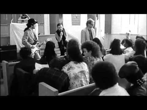 <p>U2 performs &quot;I Still Haven&#x27;t Found What I&#x27;m Looking For&quot; with Dennis Bell and his choir in Harlem.</p>