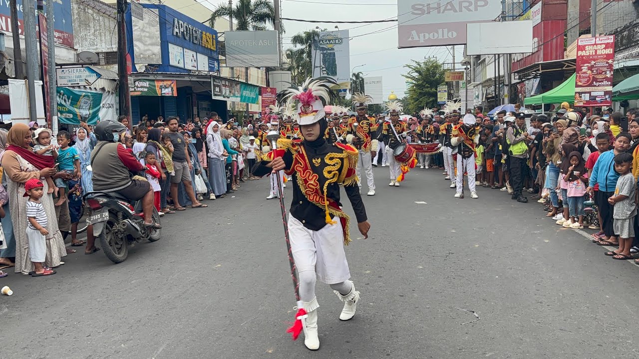 Adu Skill Mayoret Cantik Gita Wiradesa Pawai Barongsai Imlek 2026