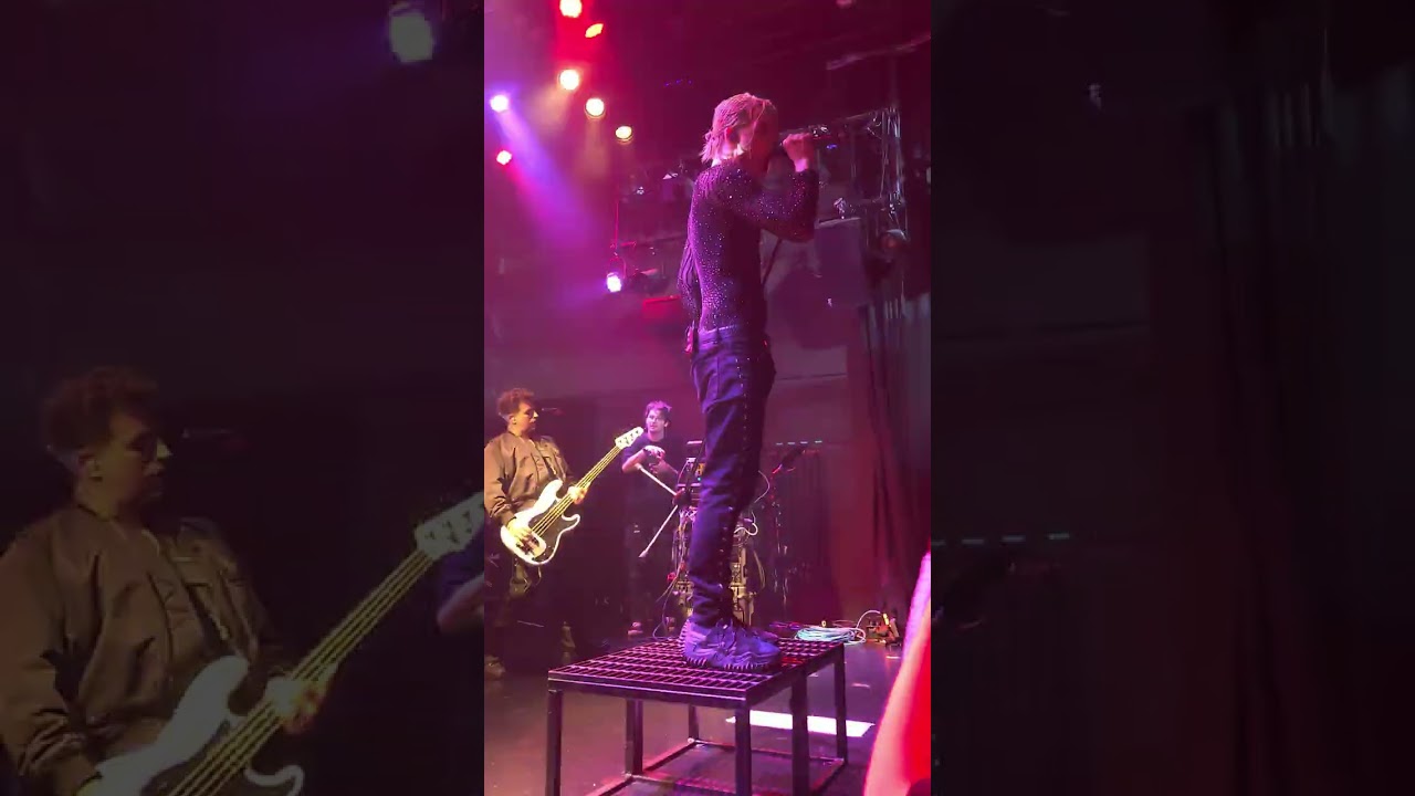 i see stars - Murder Mitten + andrew happy birthday - Japan tour osaka 2025 live