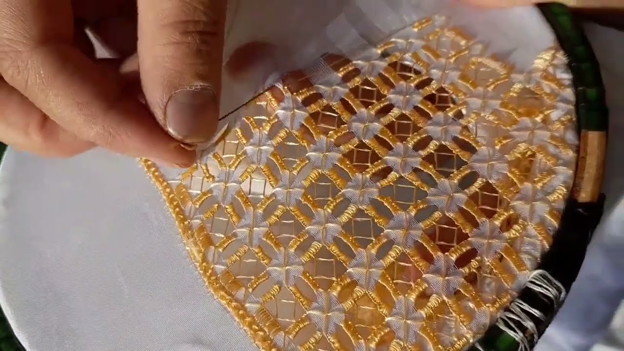 طرز دوخت نفیسه دوزی شلوار زنانه، دم پایچه #هزارگی #زنان #صنایع_دستی