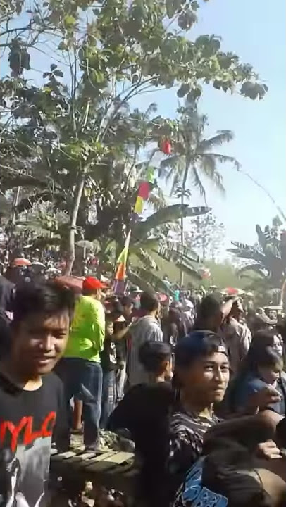 Tawuran dangdut Om Adella live pakem sukolilo pati