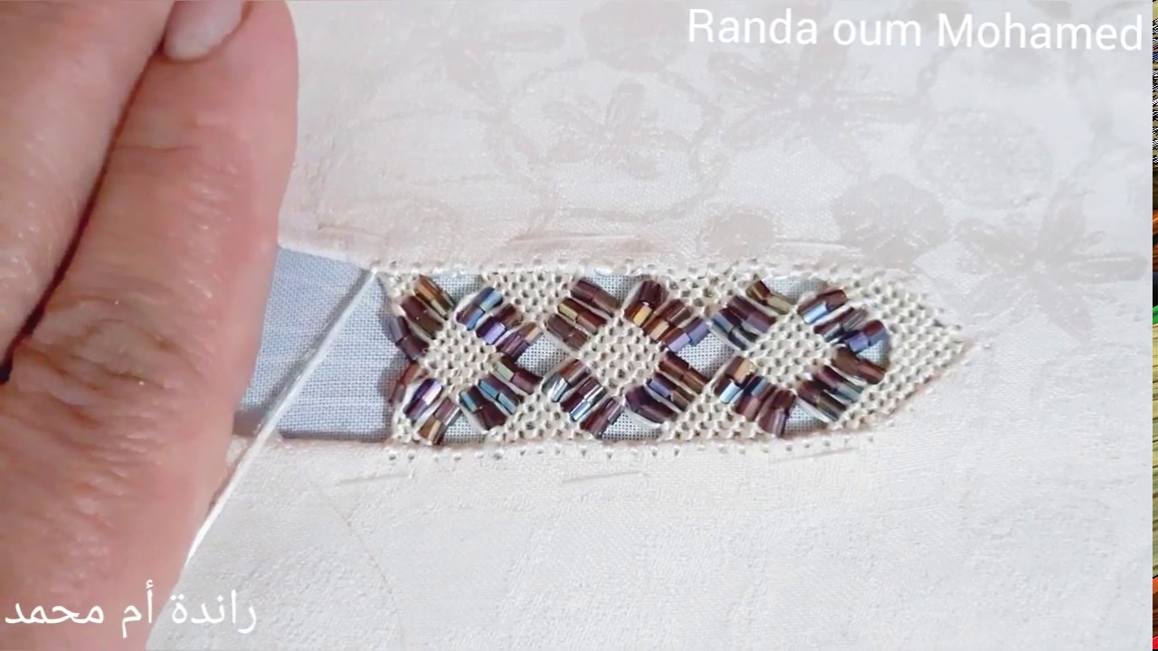 جبت ليكوم راندة نصف طوق سباعية بالعقيق المهرس شكل جديد و مختالف مع # randa # أم محمد