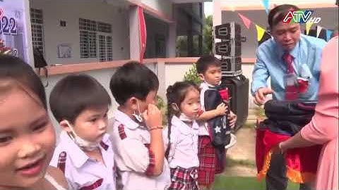 Trường Tiểu học A Phú Hưng đón bằng công nhận Trường đạt chuẩn Quốc gia