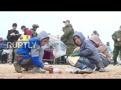 Syria: Russian aid distributed at Jibreen refugee camp as ceasefire begins