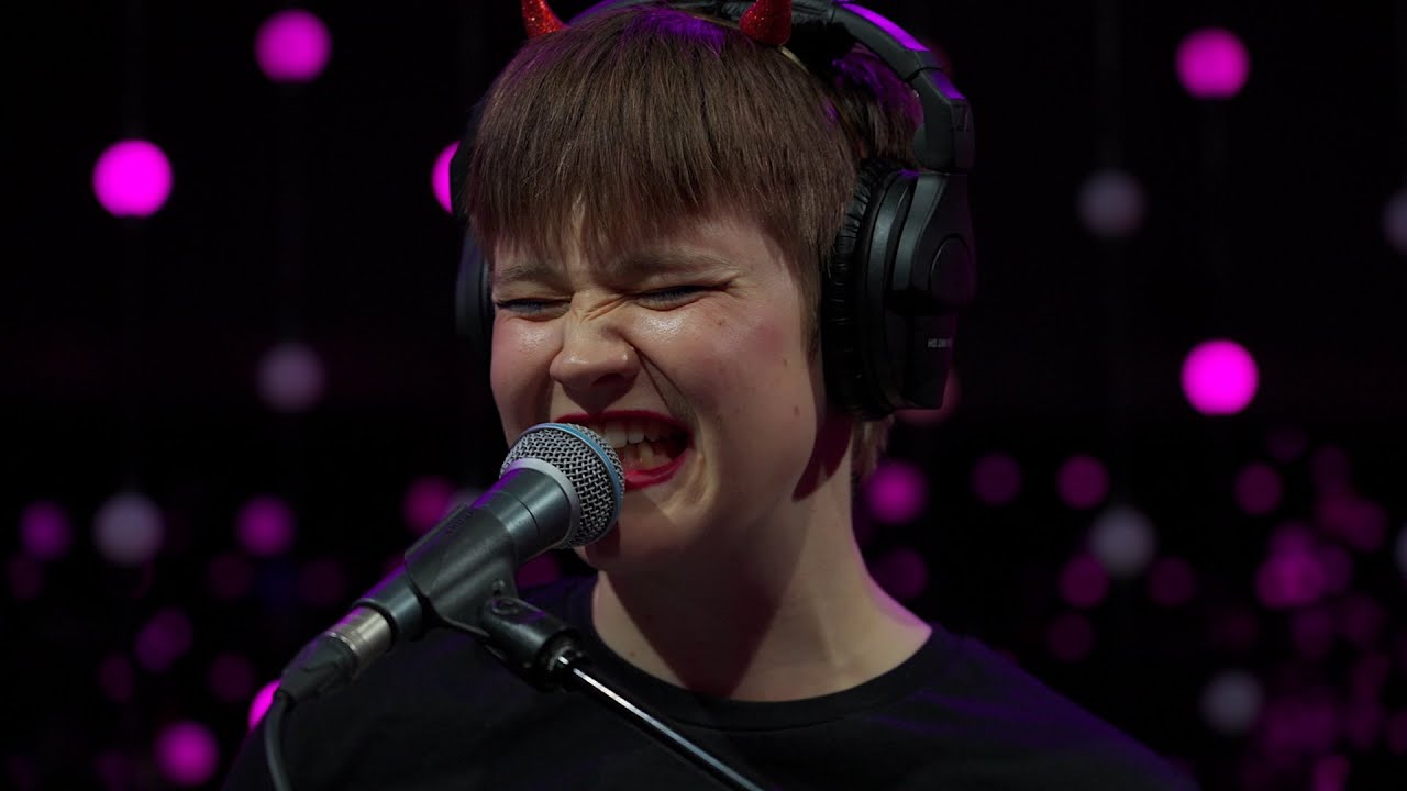 在 YouTube 上观看 PVA - Soap (Live on KEXP) 在 YouTube 上观看 PVA - Soap (Live on KEXP)