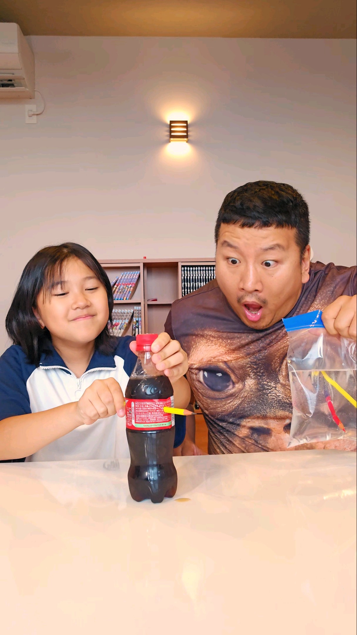 コーラマジック??cola magic?#ひまわり笑劇場 #himawariちゃんねる #ひまわりチャンネル #まーちゃんおーちゃん #shorts