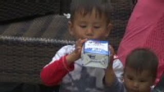 Athens resident feeds stranded Afghan refugees