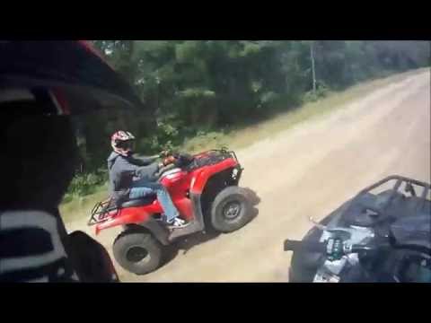 2016-yamaha-kodiak-700-vs-2016-honda-rancher-420