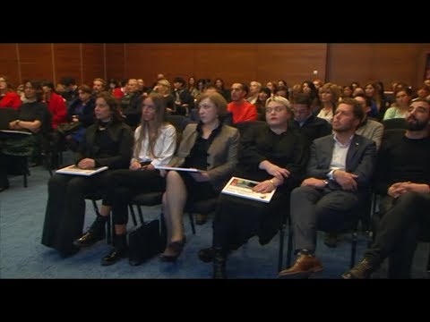 აუტიზმის კვლევისა და ხელშეწყობის ფონდმა მხარდამჭერი ორგანიზაციები და ცნობილი ადამიანები დააჯილდოვა