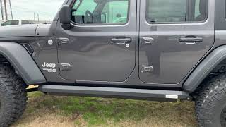 Amp Research Power Rock Rail Running board Jeep Wrangler Power Step XL -  YouTube