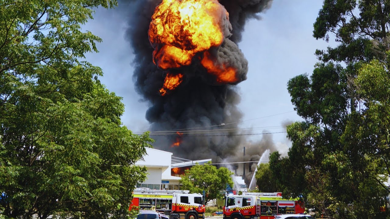 St Mary's 14th Alarm Factory Fire Footage