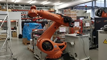 Kuka prime Roboter Kr240 with Krc4 at USEDROBOTSTRADE