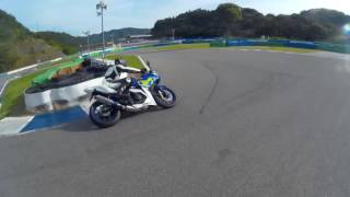 幸田サーキット2017 7月8日250＆モタード混走3回目 ヘルメットマウント