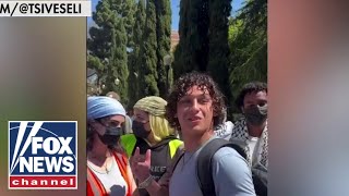 WATCH: Protesters block Jewish UCLA student from class Resimi