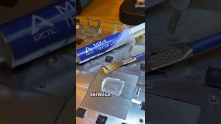 Ps4 con grasa siliconada #playstation #ps4 #serviciotécnico