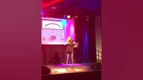 Alice Schfer - Hallelujah