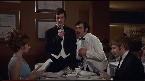 Monty Python -The Dirty Fork - ENGLISH SUBTITLES