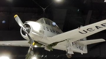 Beechcraft T 34 Mentor and North American T 28 Trojan - Training Generations of Flyers (corrected)