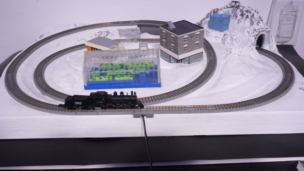 Marklin Z Scale 4-6-0 American Steam Locomotive run on a NOCH Tannheim layout with Rokuhan Track