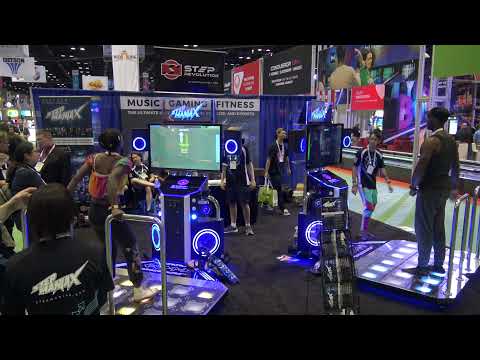 When The Pros Play StepManiaX (IAAPA 2021)