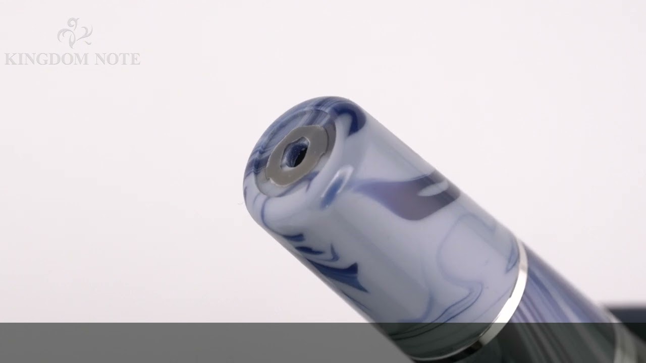 MONTBLANC ローラーボール 作家シリーズ2015 レフ・トルストイ - YouTube
