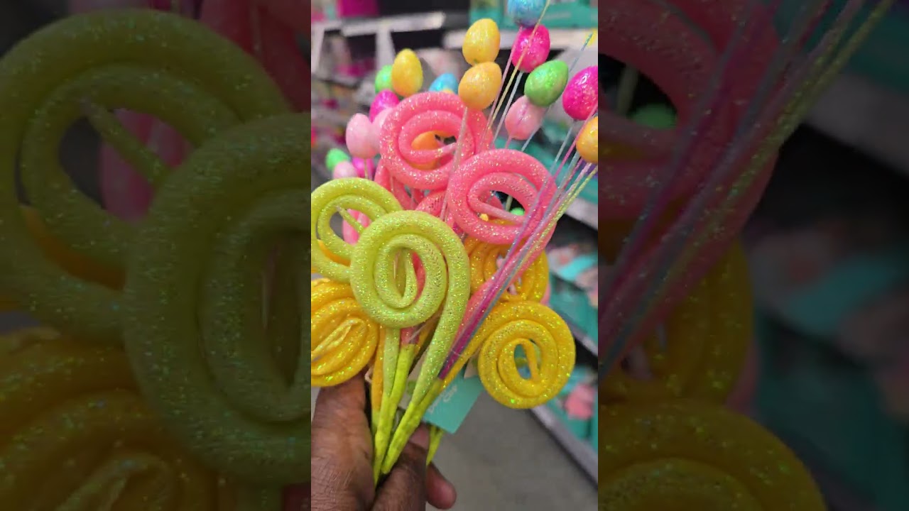 Walmart Easter Decorations 🐣 🐰🐣 and I don't own the rights to the music. 🎶