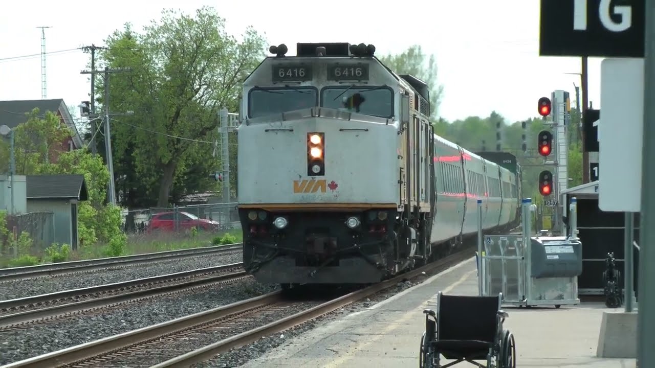 VIA Train 42 Eastbound Brockville VIA Station Stop May 12, 2022