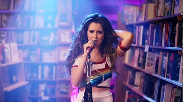 Miraculous Ladybug | Laura Marano