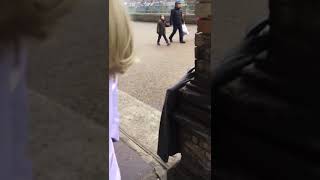 Sacmalayanlar Arkadaşına Travesti Şakası Yaptı ...Adamın Yüreğine Iniyordu..