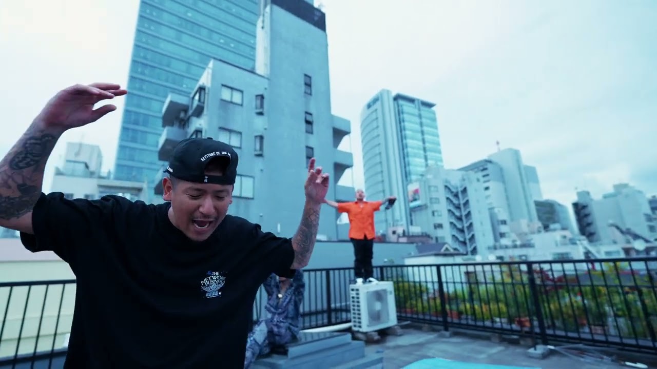 UUUU / SNKR DonDaDa -Look My Kicks- (feat. CHOUJI, D.D.S THE SUKE