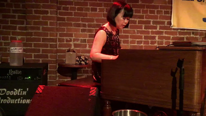 Akiko Tsuruga at Cafe Stretch, San Jose, CA