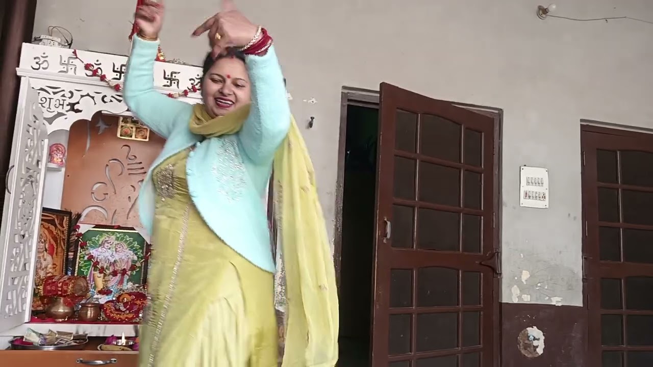 आजा-आजा हो गुजरिया तु तो सारी मटके।।#radhe radhe 🦚♥️♥️#plz like and share♥️♥️❤️