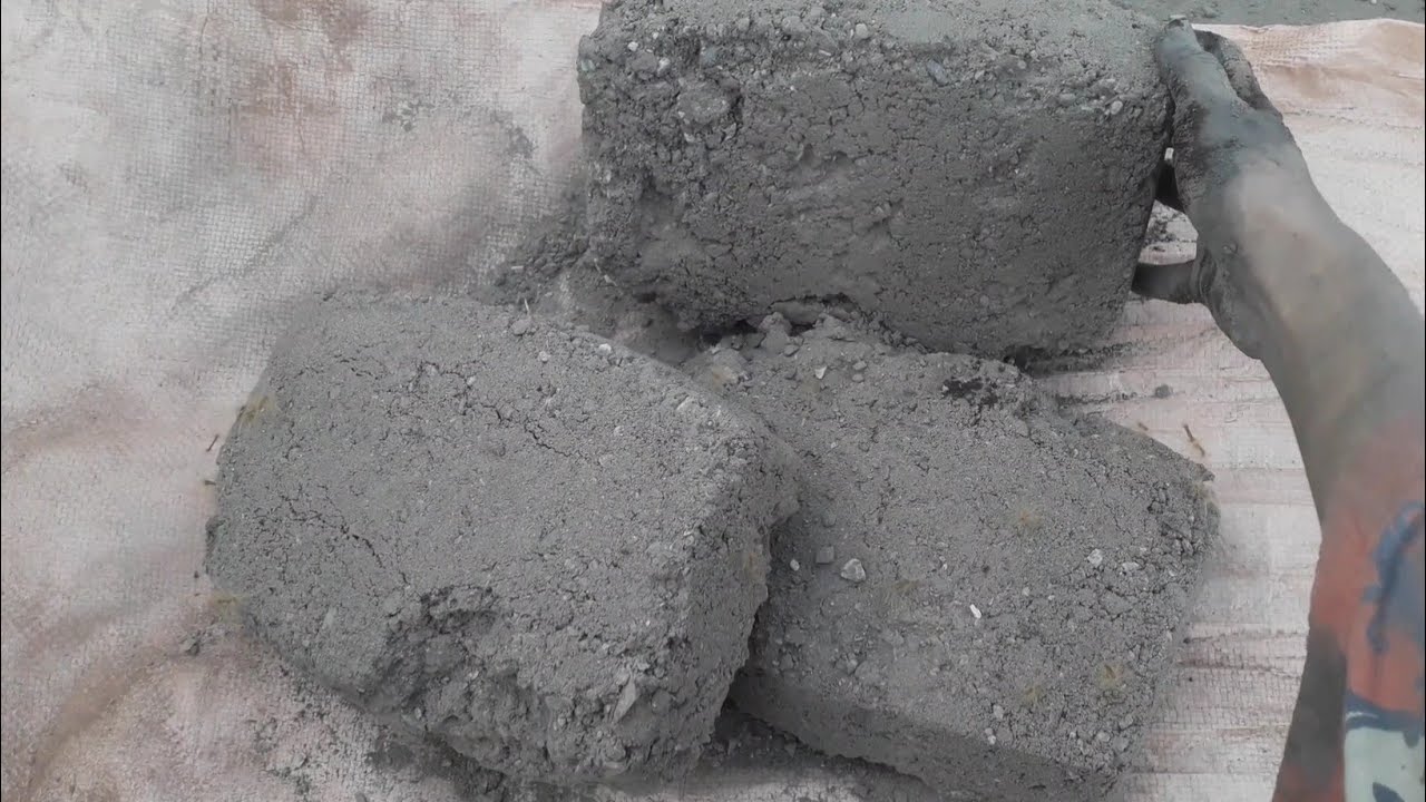 New ASMR video🖤📸🥁long crunchy gritty bars dry crumbling over thela 🤎+water ASMR crumbling video 💦💦🤤