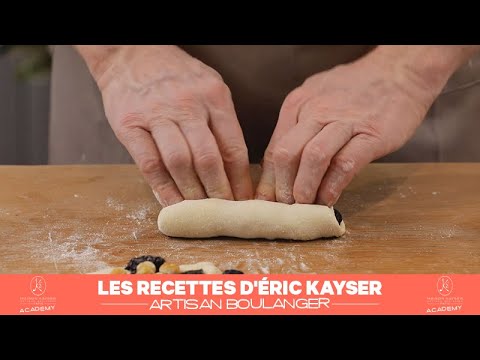 la-recette-de-savoureux-petits-pains-et-ficelles-garnis-détaillée-par-Éric-kayser