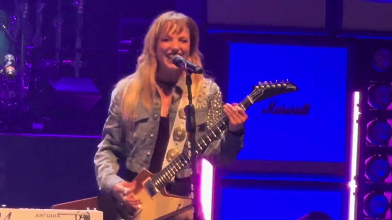 Halestorm - Like A Woman Can (live in Mansfield, MA 8/14/25)