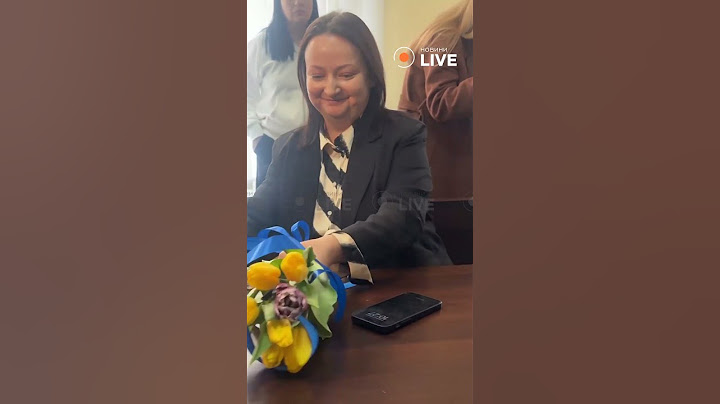 ⚡️⚡️⚡️Донька Фаріон Софія Семчишин із квітами прибула до суду