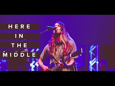 Here In The Middle | Original Worship Music Live | Michelle Hord Music