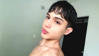 Pretty Gorgeous Young Fitness Model Sebastian