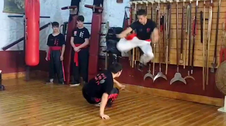 Kungfu Hung Gar Traditional Fight!