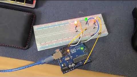 아두이노  점멸주기바꾸기 (시리얼모니터로 숫자입력해서 제어)