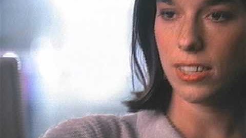 OS:2 WARP Multitasking Desktop 30 sec IMOS 4103 11:3:94 Ogilvy & Mather Red Car