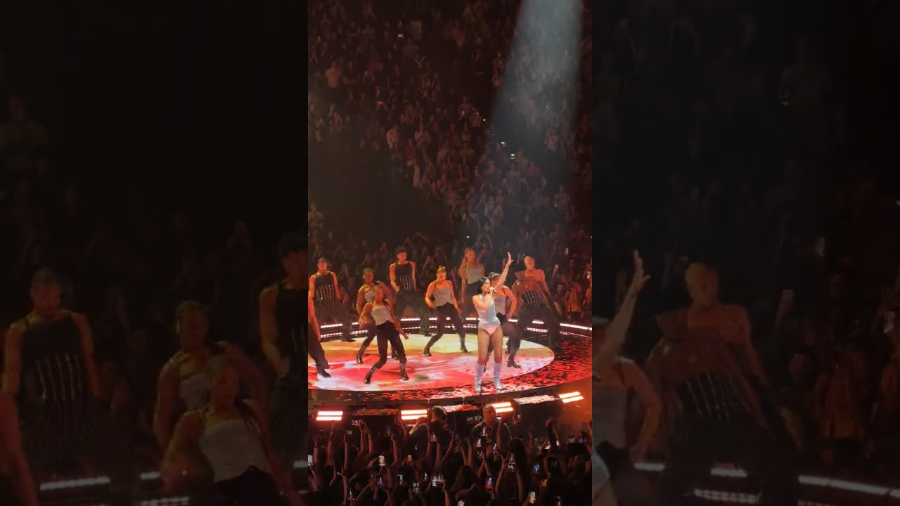 Dua Lipa - One Kiss live Radical Optimism Tour 27.5.2025 Prague