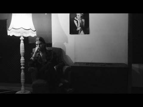Bipolar Club - Miroir (Official Music Video)