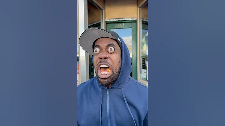 OMG BUFFALO WINGS 👀 #reels #eyes #shortvideos #funny #chicken #memes #comedyshorts #short #wing