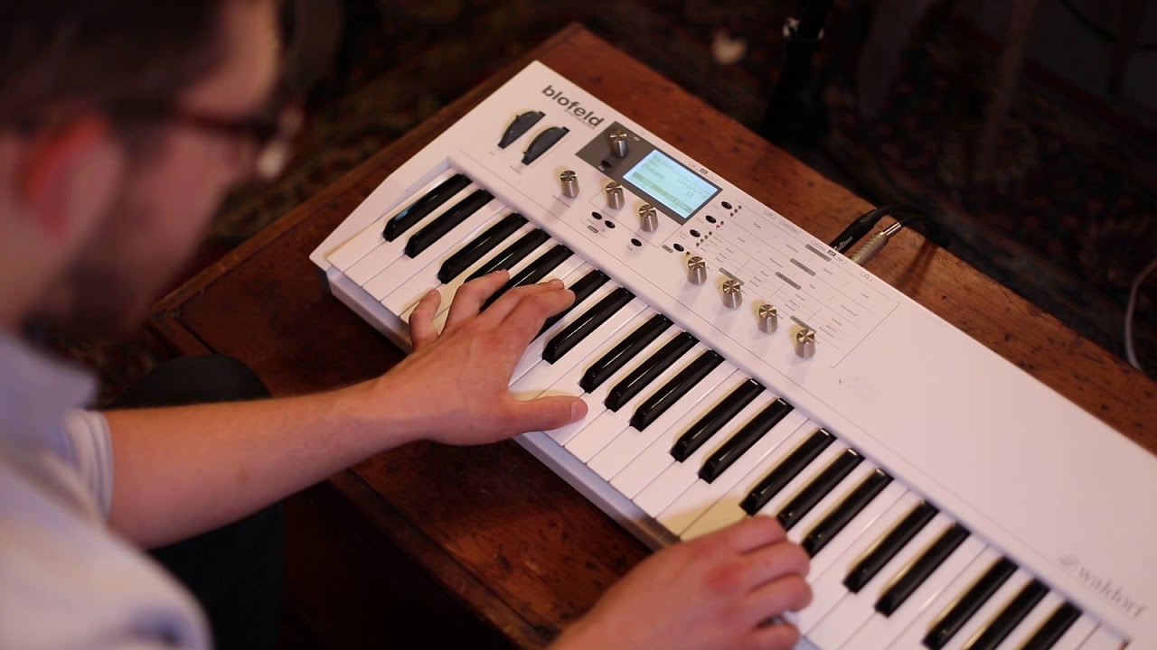 Waldorf Blofeld Synthesizer: 100% Playing Demo